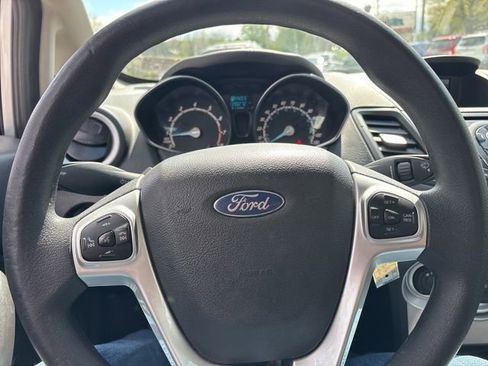 Used 2019 Ford Fiesta SE image 16