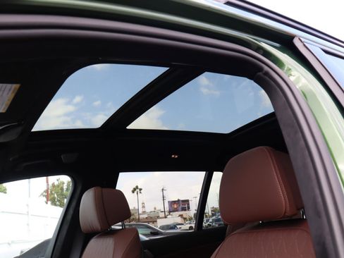 Used 2024 BMW X7 M60i w/ Executive Package image 20