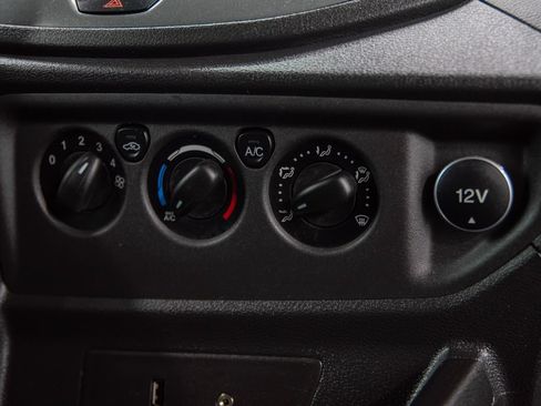 Used 2016 Ford Transit 150 XL RWD image 23