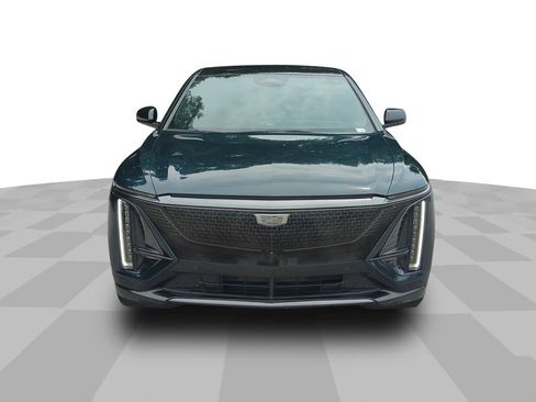 Used 2024 Cadillac Lyriq Sport AWD/4WD image 9