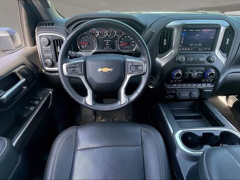 Used 2022 Chevrolet Silverado 2500 LTZ w/ LTZ Plus Package image 9