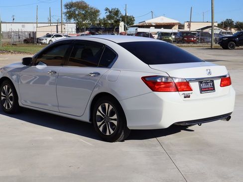 Used 2015 Honda Accord LX image 6