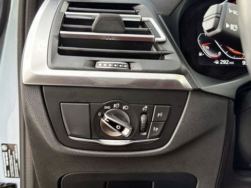 Used 2025 BMW X4 xDrive30i w/ Premium Package AWD/4WD image 35
