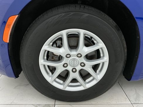 Used 2020 Chrysler Pacifica Touring w/ Advanced Safetytec Group FWD image 46
