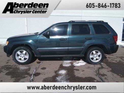 Used 2005 Jeep Grand Cherokee Laredo image 1