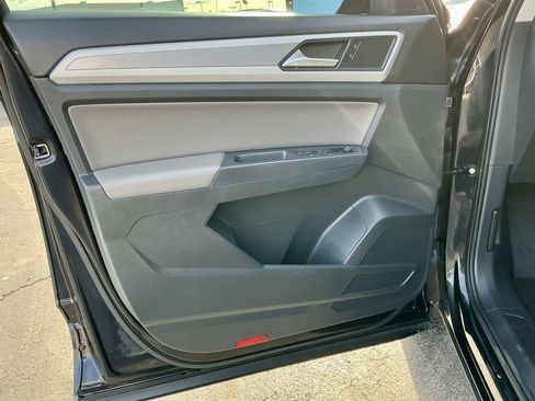 Used 2021 Volkswagen Atlas S image 42