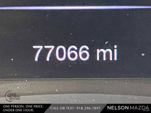 Used 2017 Jeep Grand Cherokee Altitude image 24