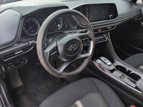 Used 2022 Hyundai Sonata SE image 9
