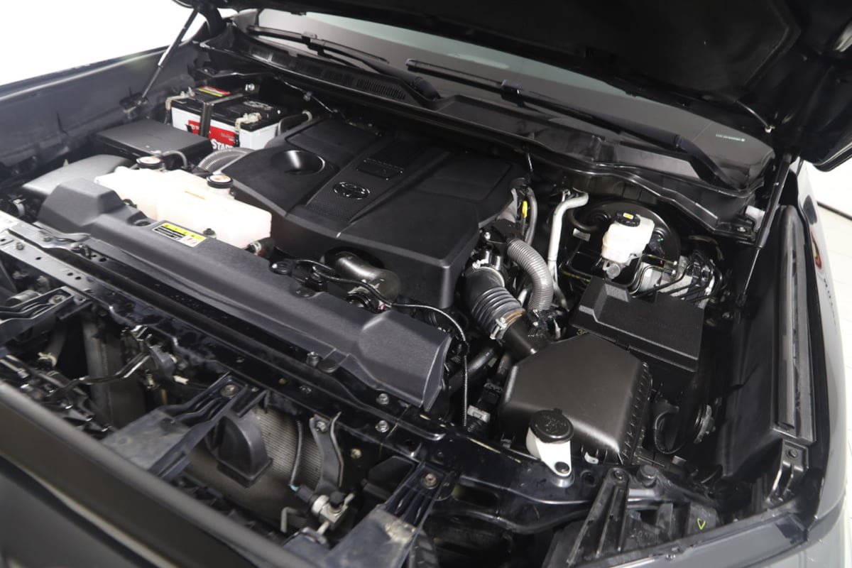 Used 2022 Toyota Tundra SR5 AWD/4WD image 16