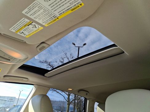 Used 2017 INFINITI QX60 AWD w/ Premium Plus Package image 15