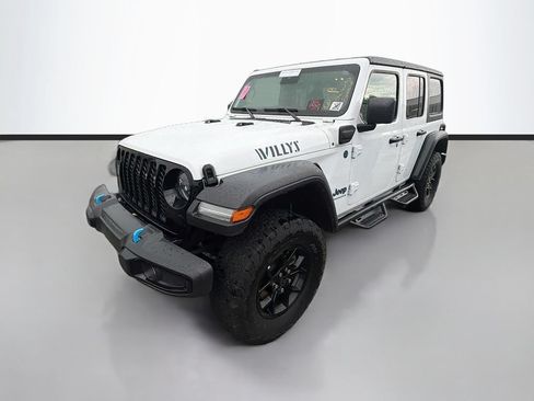 Used 2024 Jeep Wrangler Unlimited AWD/4WD image 5