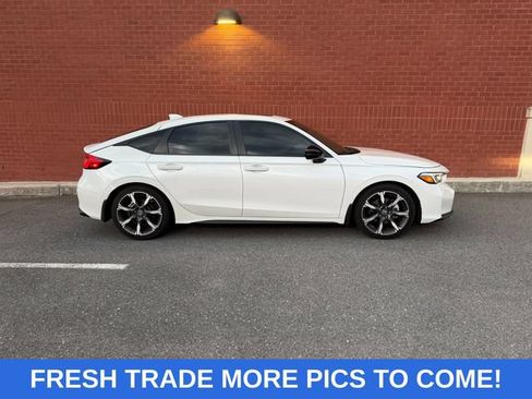 Used 2025 Honda Civic Sport Touring image 1