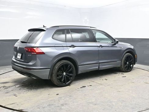 Used 2021 Volkswagen Tiguan SE R-Line image 7