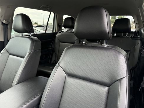 Used 2019 Volkswagen Atlas SE w/ Towing Package image 13