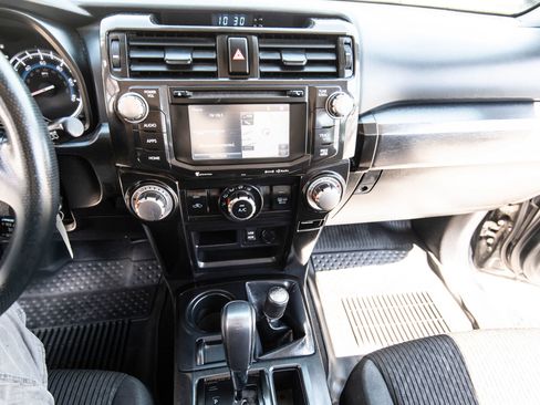 Used 2016 Toyota 4Runner Trail AWD/4WD image 39