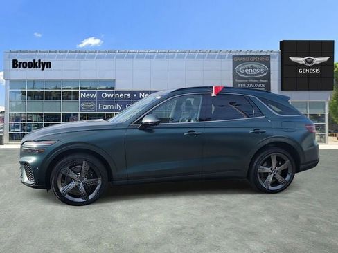 Used 2024 Genesis GV70 3.5T Sport w/ Sport Advanced Package image 4