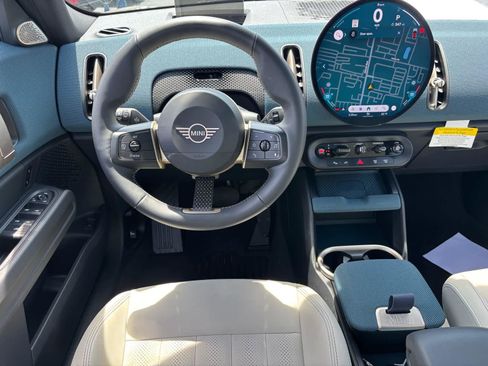 Certified 2025 MINI Cooper Countryman S w/ Comfort Package Max image 8