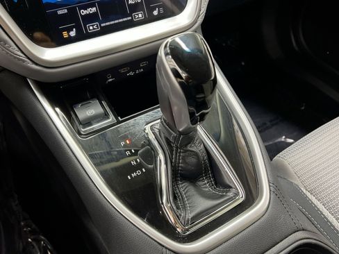 Used 2022 Subaru Outback Premium image 26