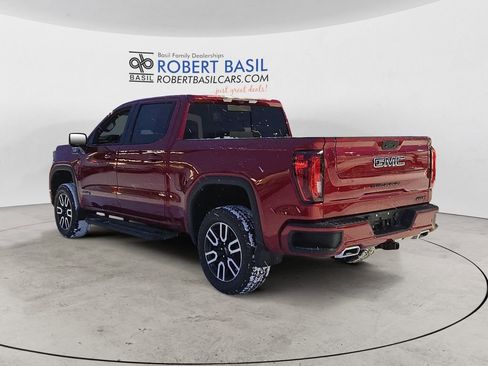 Used 2022 GMC Sierra 1500 AT4 w/ AT4 Premium Package image 3