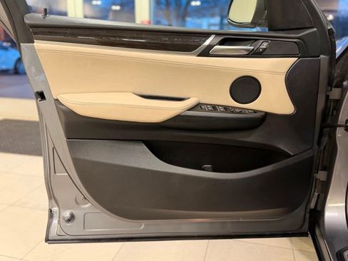 Used 2017 BMW X3 xDrive28i image 18