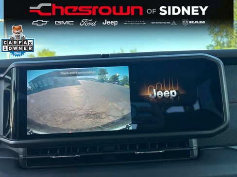Used 2026 Jeep Wrangler Unlimited Rubicon AWD/4WD image 23