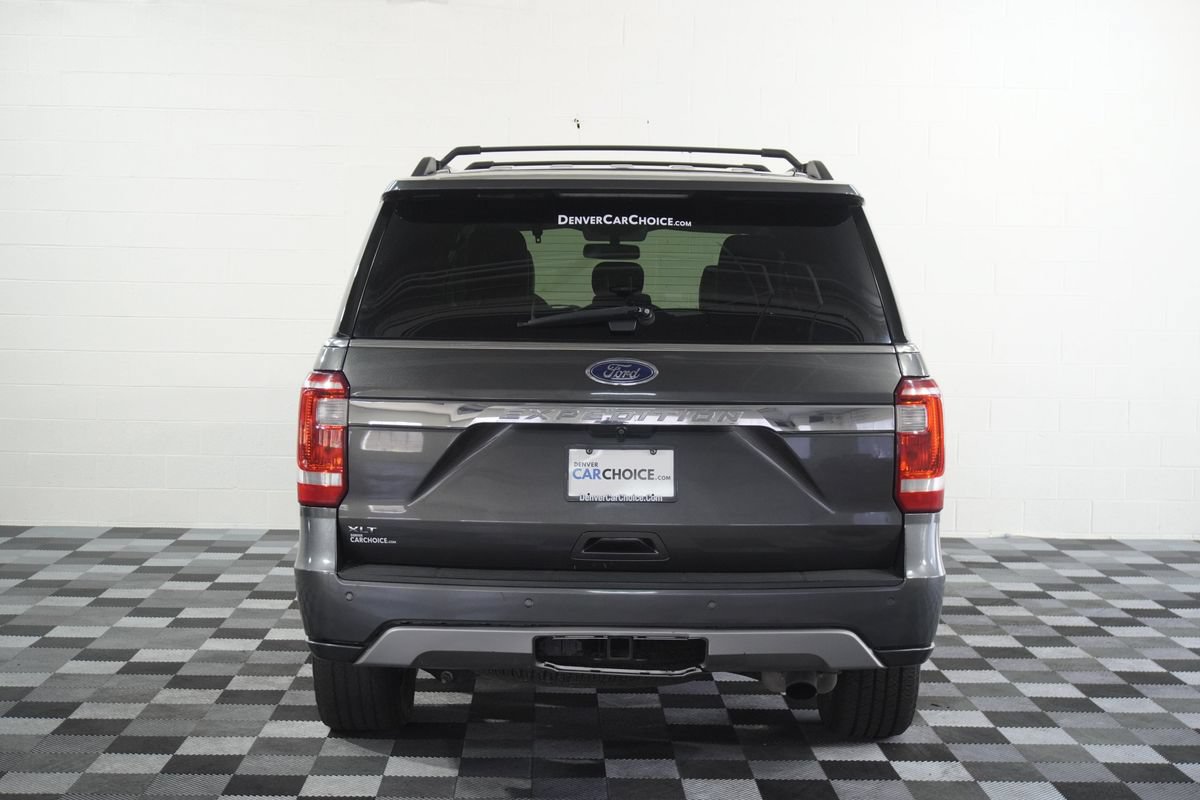 Used 2018 Ford Expedition XLT w/ Equipment Group 201A AWD/4WD image 4