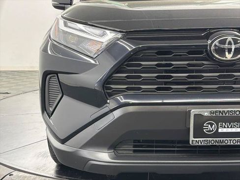 Certified 2025 Toyota RAV4 XLE AWD/4WD image 9