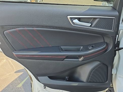 Used 2023 Ford Edge ST-Line AWD/4WD image 38