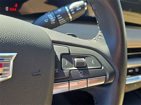 Certified 2024 Cadillac XT4 Luxury w/ LPO, Floor Liner Package image 23