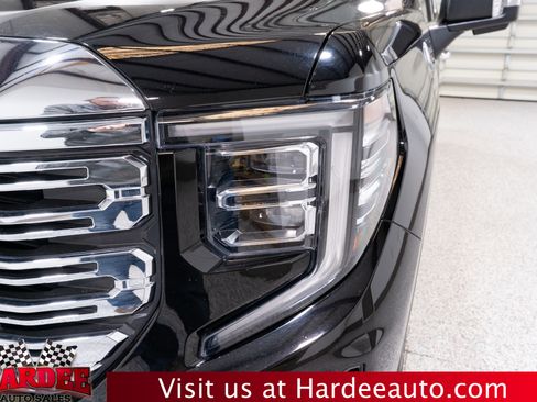 Used 2023 GMC Sierra 1500 Denali image 8