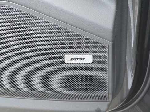 New 2025 Porsche Cayenne E-Hybrid image 19