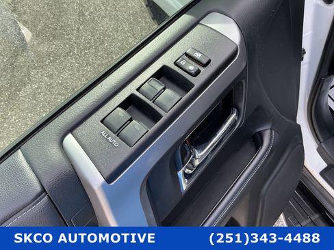 Used 2022 Toyota 4Runner SR5 image 23