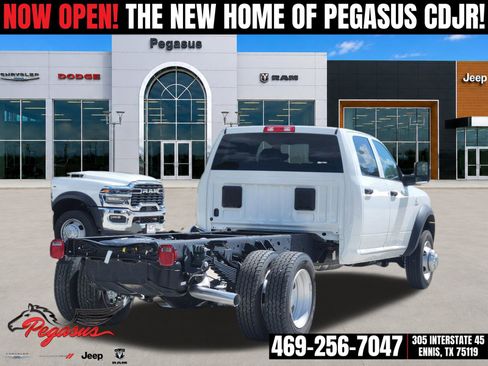 New 2026 RAM 5500 Tradesman w/ Chrome Appearance Group AWD/4WD image 4
