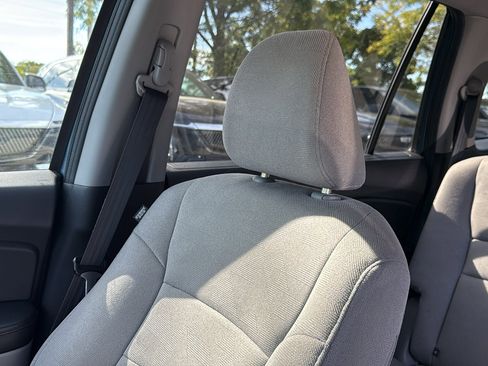 Used 2021 Honda Pilot EX image 24