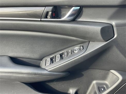 Used 2022 Honda Accord Sport image 22