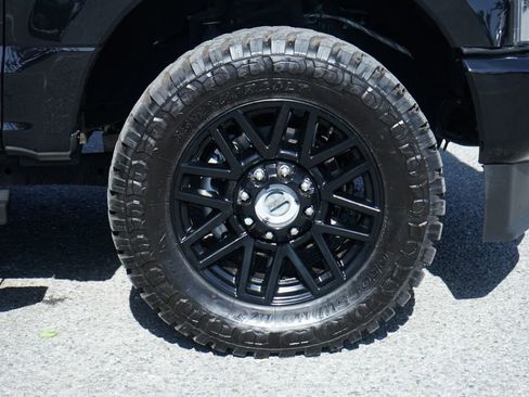 Used 2022 Ford F250 XLT w/ Black Appearance Package AWD/4WD image 40