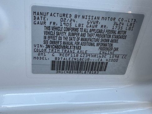 Used 2024 Nissan Versa S w/ Trunk Package image 32