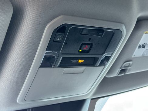 Used 2023 Toyota Tundra Limited image 17