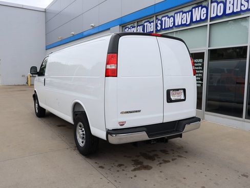 New 2026 Chevrolet Express 3500 Extended w/ Driver Convenience Package RWD image 9