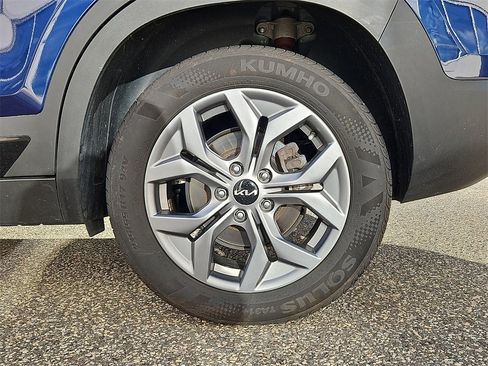 Used 2024 Kia Seltos S image 9