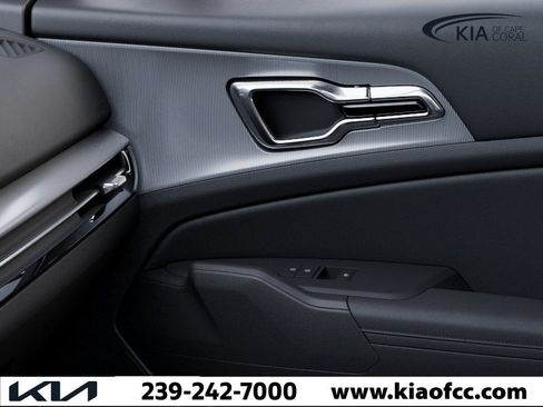 New 2026 Kia Sportage EX FWD image 25