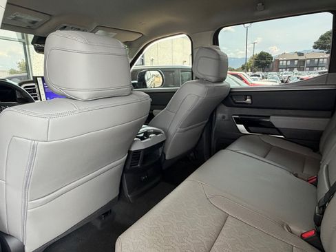 Used 2024 Toyota Tundra Limited AWD/4WD image 25