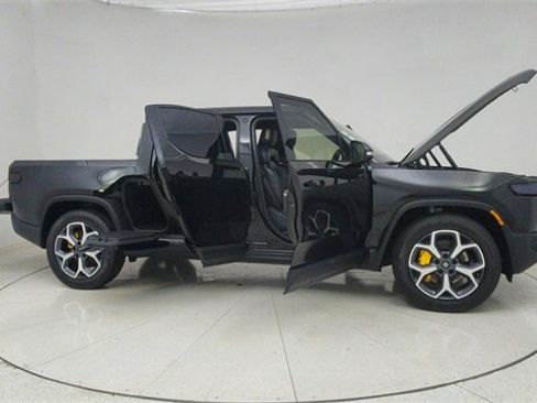 Used 2022 Rivian R1T Adventure image 67