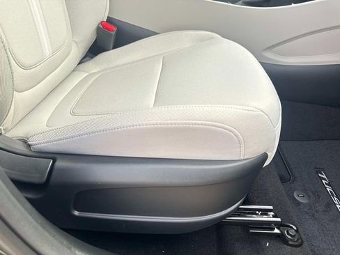New 2026 Hyundai Tucson SEL FWD image 15