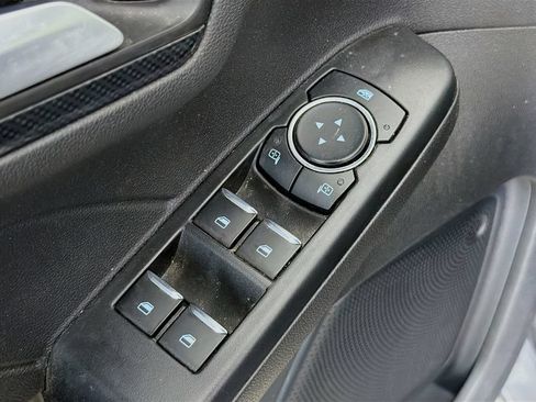 Used 2025 Ford Escape ST-Line w/ Tech Pack #1 FWD image 20