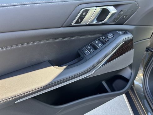 Used 2026 BMW X5 xDrive40i image 14