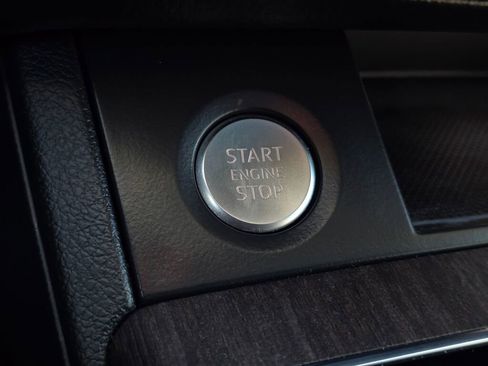 Used 2022 Audi Q5 2.0T Premium w/ Convenience Package image 49