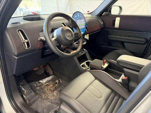 Certified 2026 MINI Cooper Countryman S w/ Comfort Package Max AWD/4WD image 11