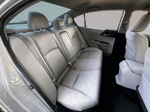 Used 2016 Honda Accord LX image 22