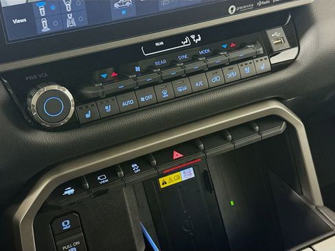 Certified 2024 Toyota Sequoia Limited image 15